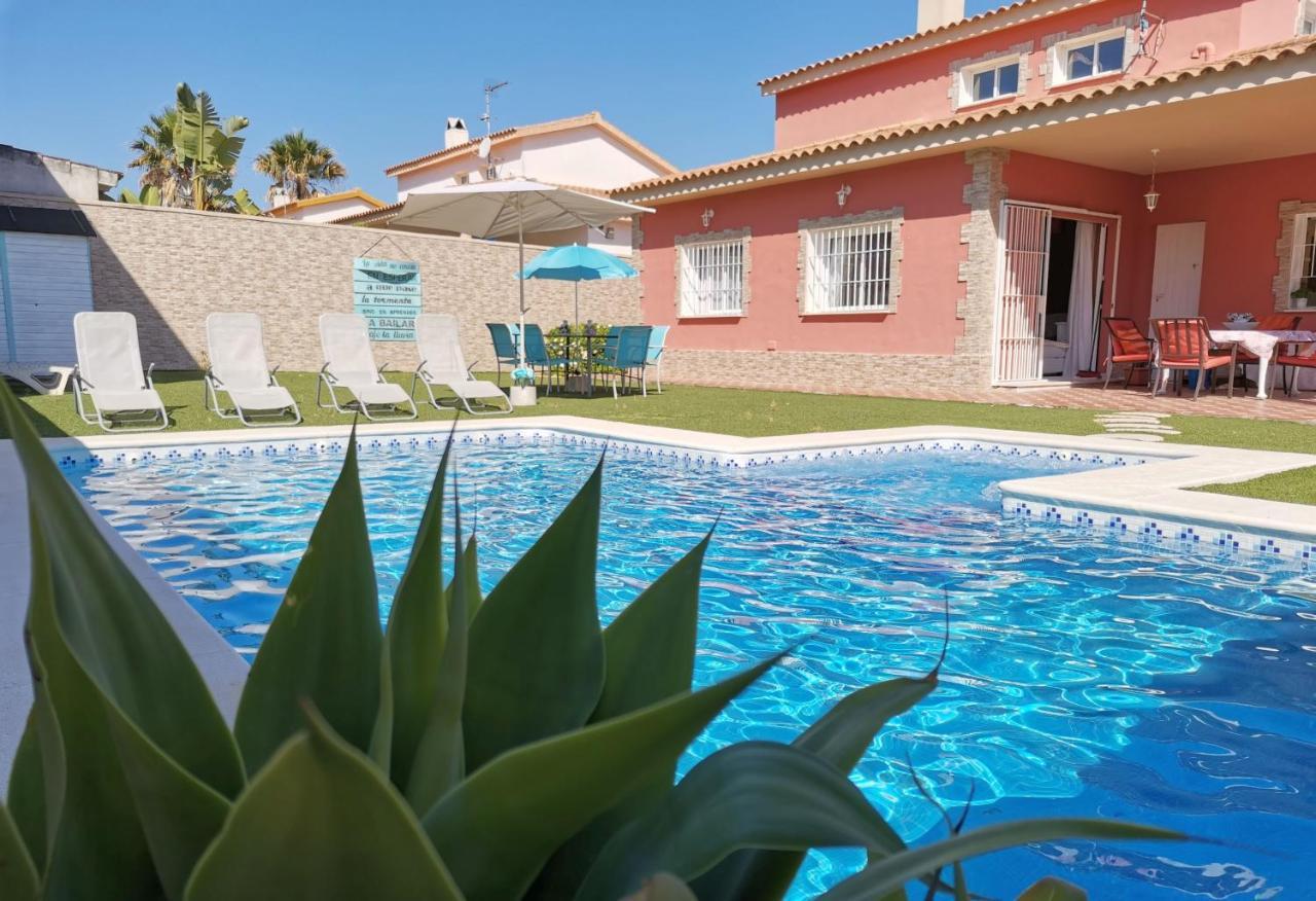 El Capricho De Espartinas Buitenkant foto