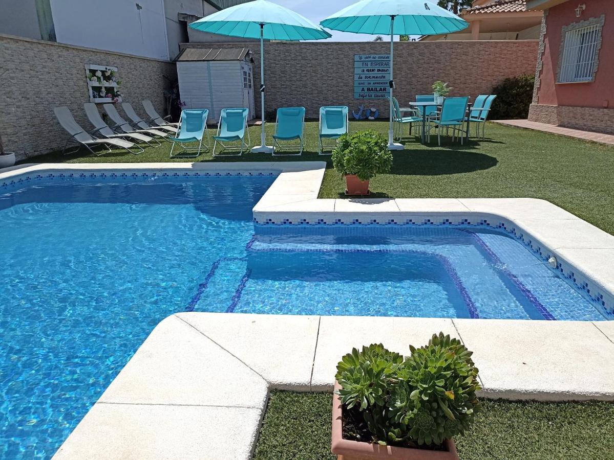 El Capricho De Espartinas Buitenkant foto